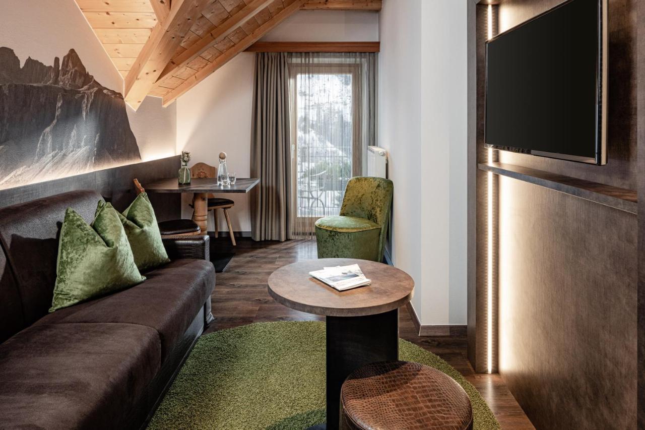 Boutique & Fashion Hotel Maciaconi - Gardenahotels Santa Cristina Val Gardena Kültér fotó