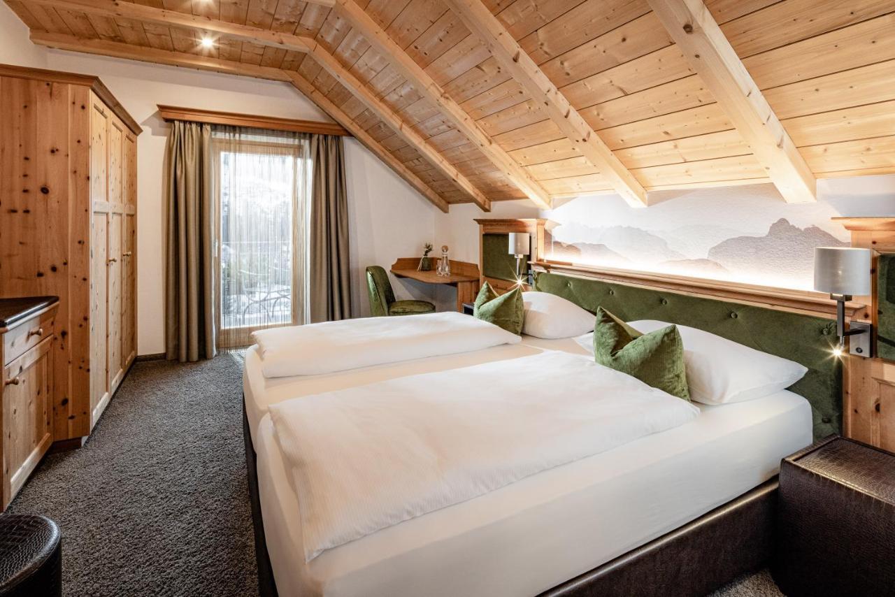 Boutique & Fashion Hotel Maciaconi - Gardenahotels Santa Cristina Val Gardena Kültér fotó